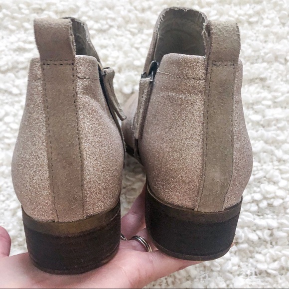 💫HOST PICK💫TOMS NUDE SUEDE AND SHIMMER BOOTIES - Picture 2 of 8